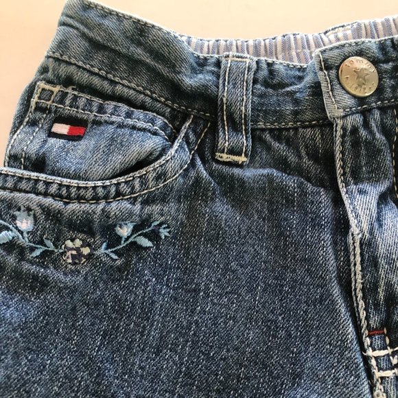 Tommy Hilfiger girls size 3/3T jeans - Picture 2 of 7